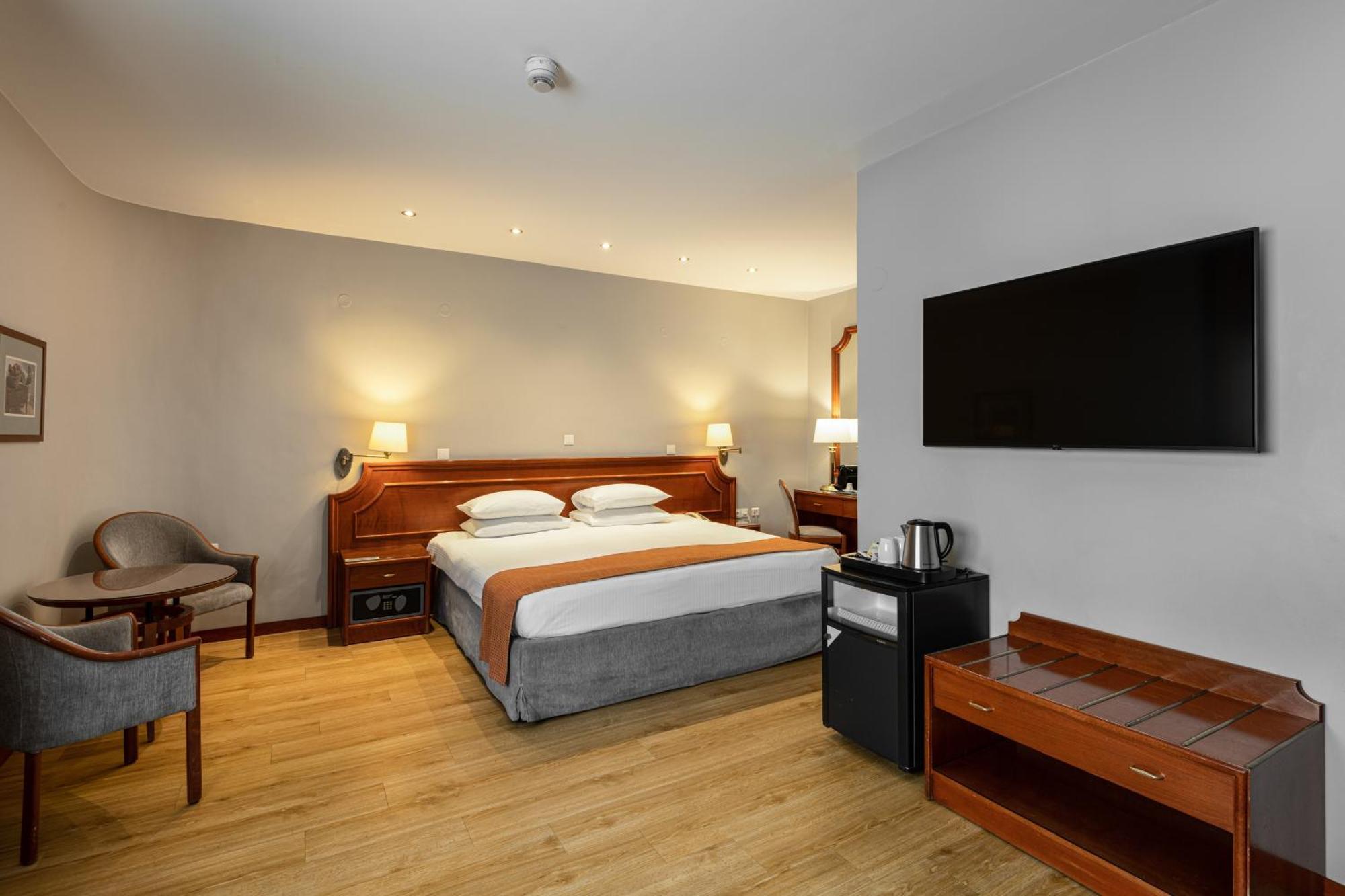 塞萨洛尼基假日酒店 外观 照片 A room at the hotel